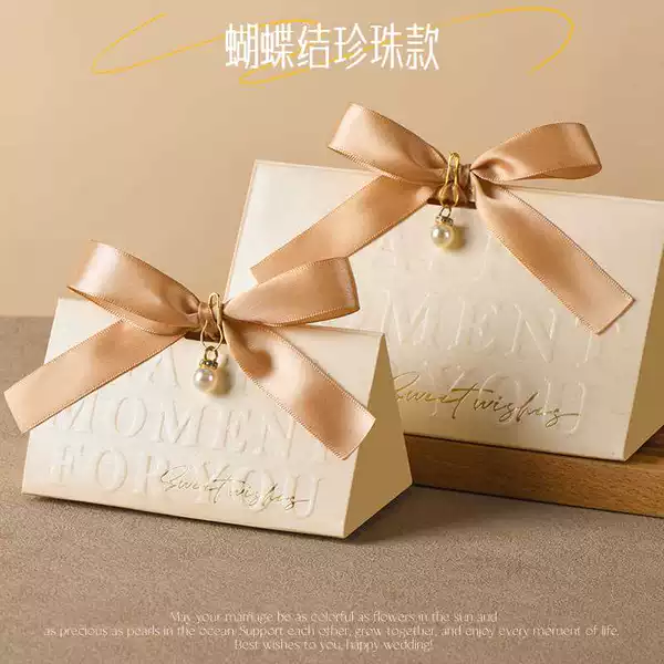 Hair band from pearl, champagne color