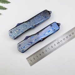 青チタン羽紋微技術亜鉛アルミニウム合金屋外EDC多機能ハンドル部品傷歯龍工具