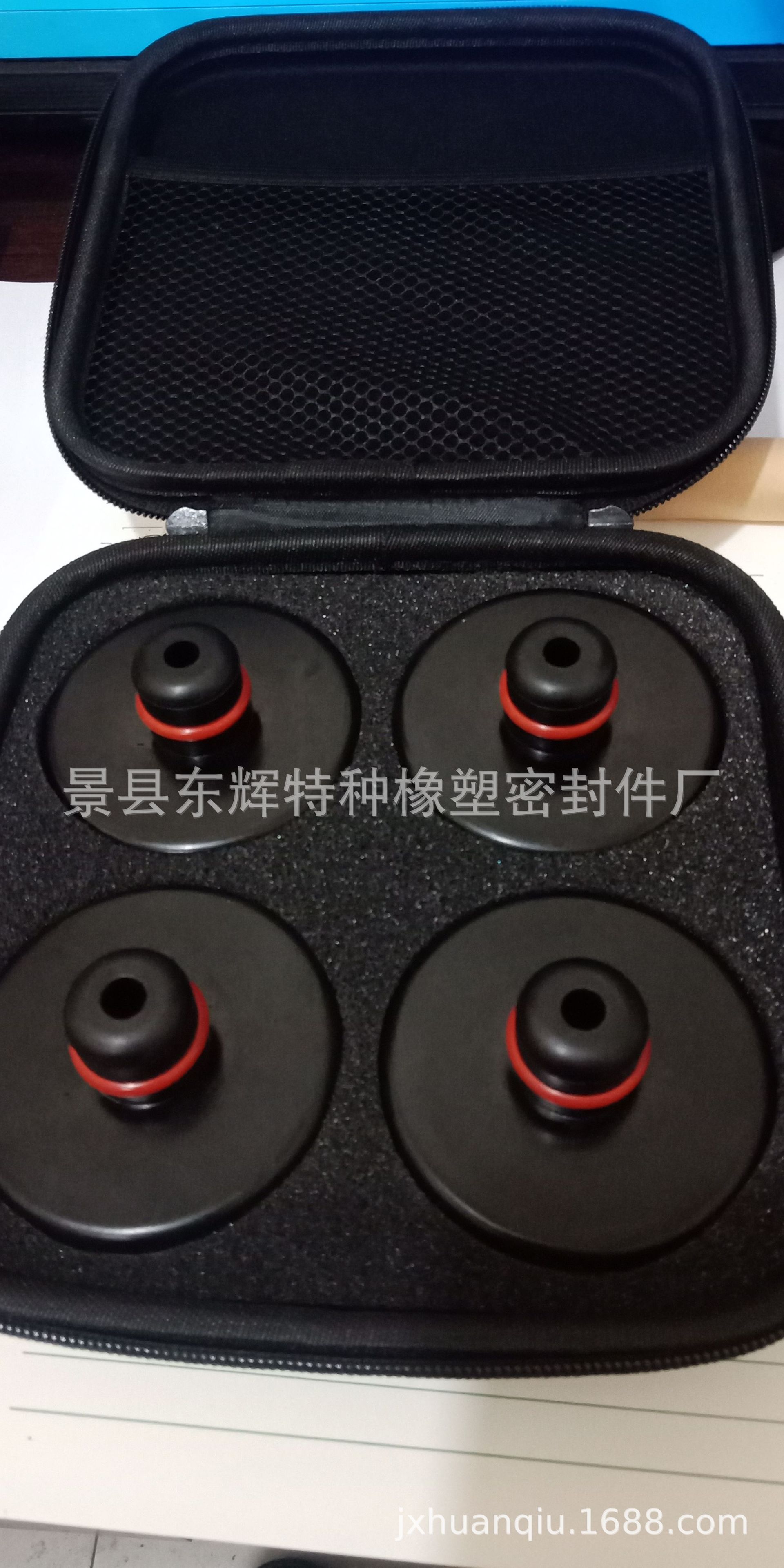 本厂生产销售特斯拉3汽车千斤顶橡胶支撑块，橡胶垫块