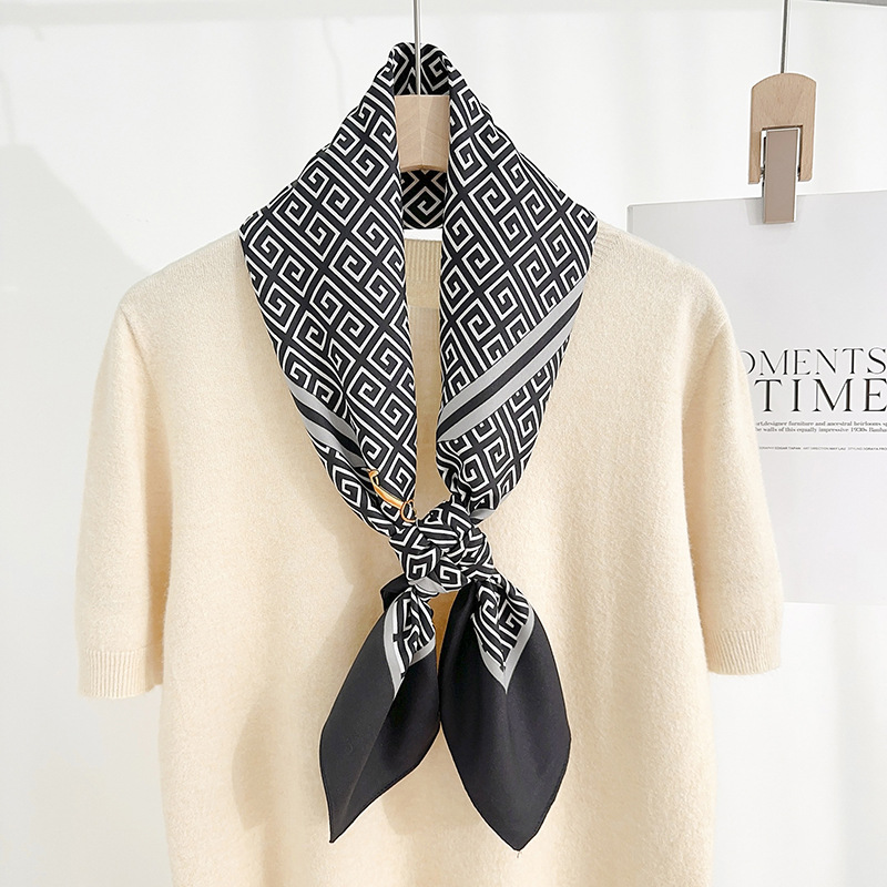 INS estilo de moda Geometría 90 bufandas de seda de estilo de lujo ligero nicho creativo bufandas decorativas profesionales