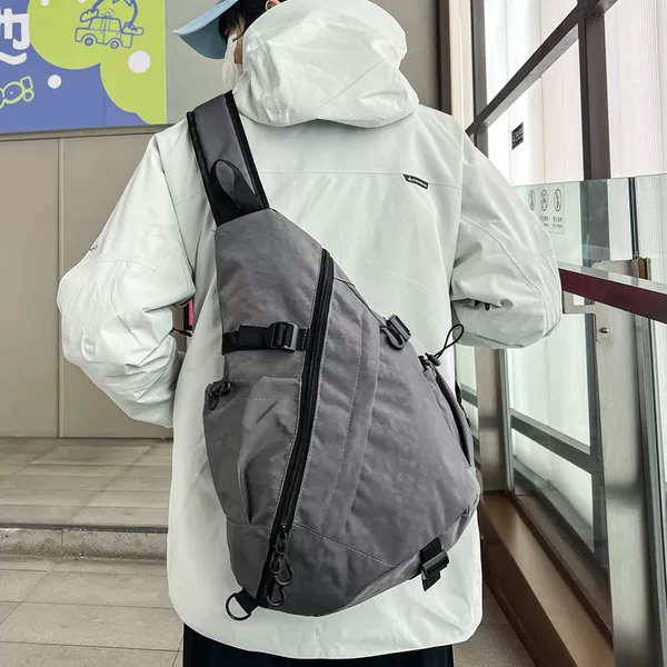 2025 New Fashion Brand Niche Chest Bag All-match Casual Women's Outdoor Crossbody Bag Men's Riding Small Backpack Oxford Cloth