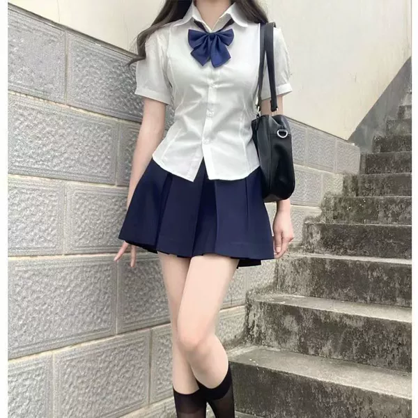 Shirt, bow tie, pleated skirt, set, V-neckline