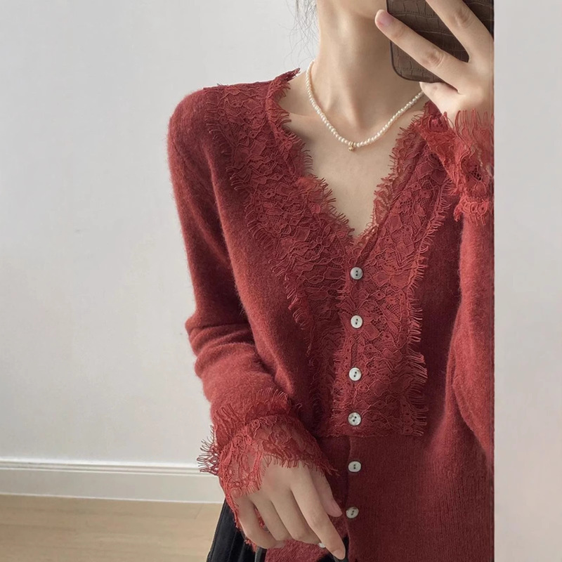 2025 New Autum Elegant Sweet V Neck Lace Soft Knitted Buttoned Cardigan Women's Short Top Long Sleeves
