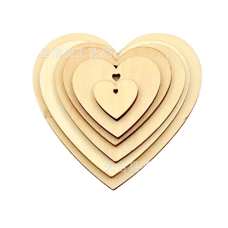 10-150mm tablero de tilo en forma de corazón agujero amor estilo botón de madera pieza en forma de corazón agujero melocotón corazón DIY pieza de madera decorativa