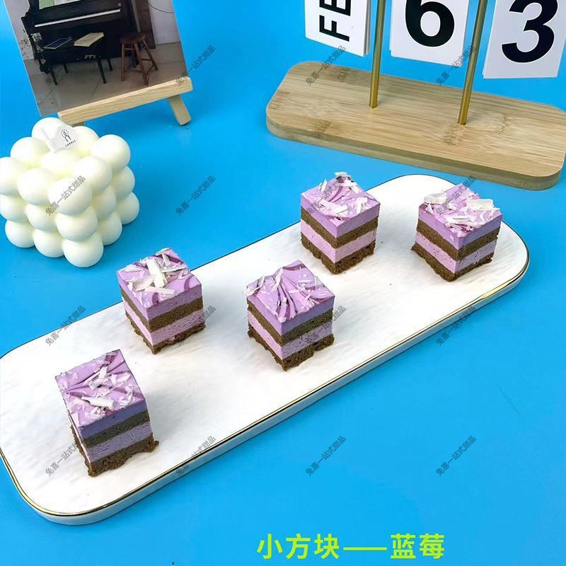 ネット有名人の屋台 1元ムースケーキ 小さな正方形のティラミス 冷凍完成品 業務用卸売洋菓子|undefined
