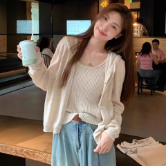 假两件连帽针织开衫女春秋季2025新款毛衣别致短款上衣设计感小众