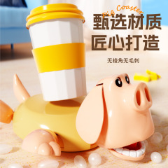 クロスボーダー Nezha かわいい豚コースタークリエイティブ面白いデスクトップ装飾品楽しい面白いプレス耳コースター乗り物おもちゃ