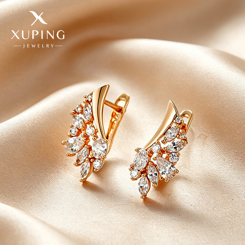 Pendientes de aro Xuping transfronterizos rusos de 18k con incrustaciones de diamantes, joyería de lujo ligero de alta gama al por mayor para mujer.