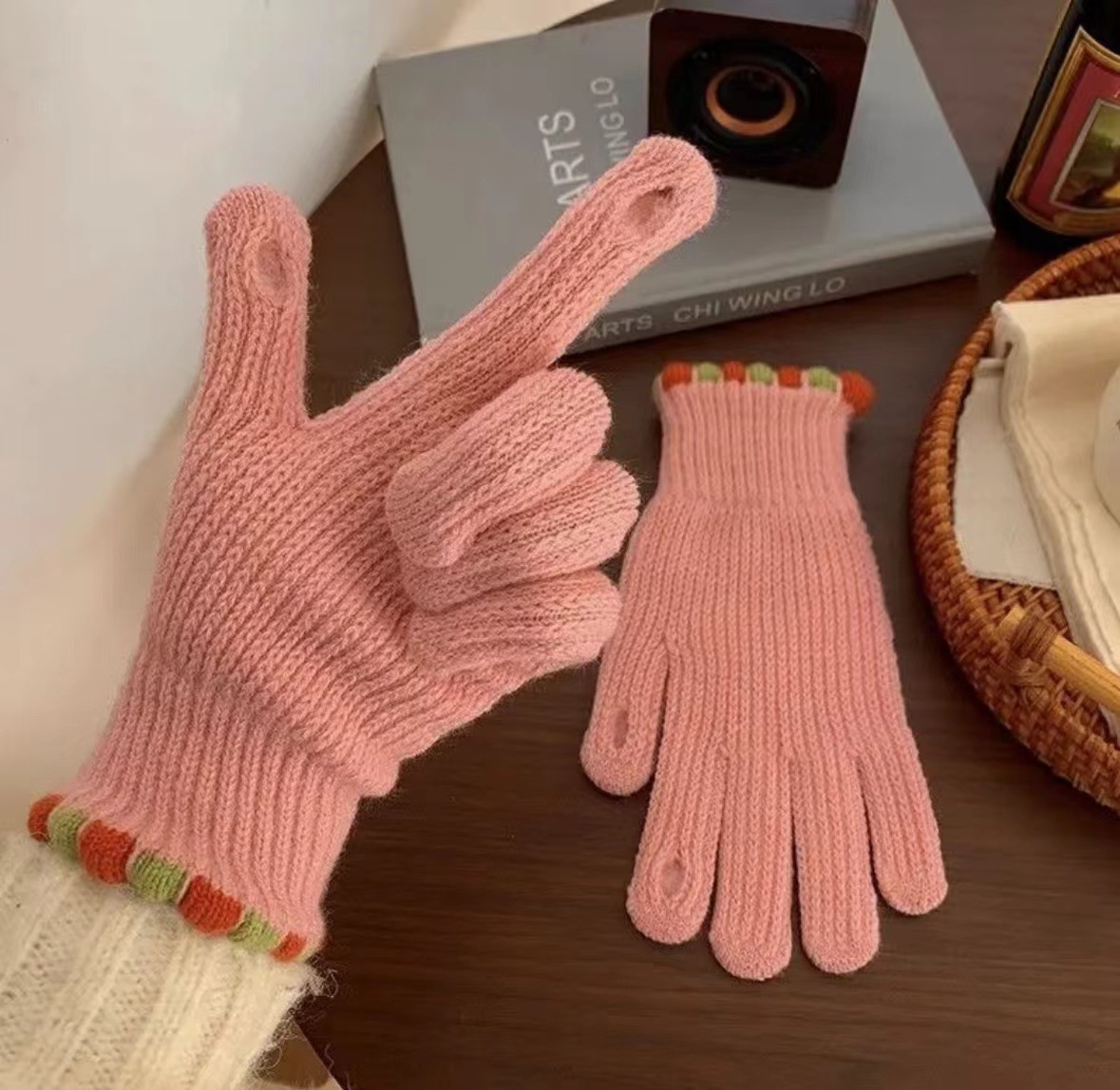 Guantes de moda de punto de lana mujeres invierno lindo ciclismo cálido rocío dos dedos hombres y mujeres parejas guantes de año nuevo estudiante