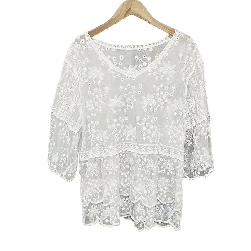 Summer Embroidered Lace Retro Loose V Neck Pullover Knitted Top for Women Slimming Look Three-Quarter Sleeves Summer Embroidered Lace Retro Loose V Neck Pullover Knitted Top for Women Slimming Look Three-Quarter Sleeves