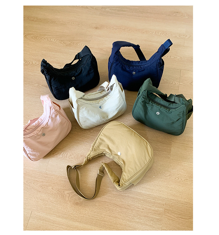 Small handbag, women's underarm bag, fashionable and casual single-shoulder bag, crossbody bag, 2025 new style for work and commuting, stylish solid color bag undefined