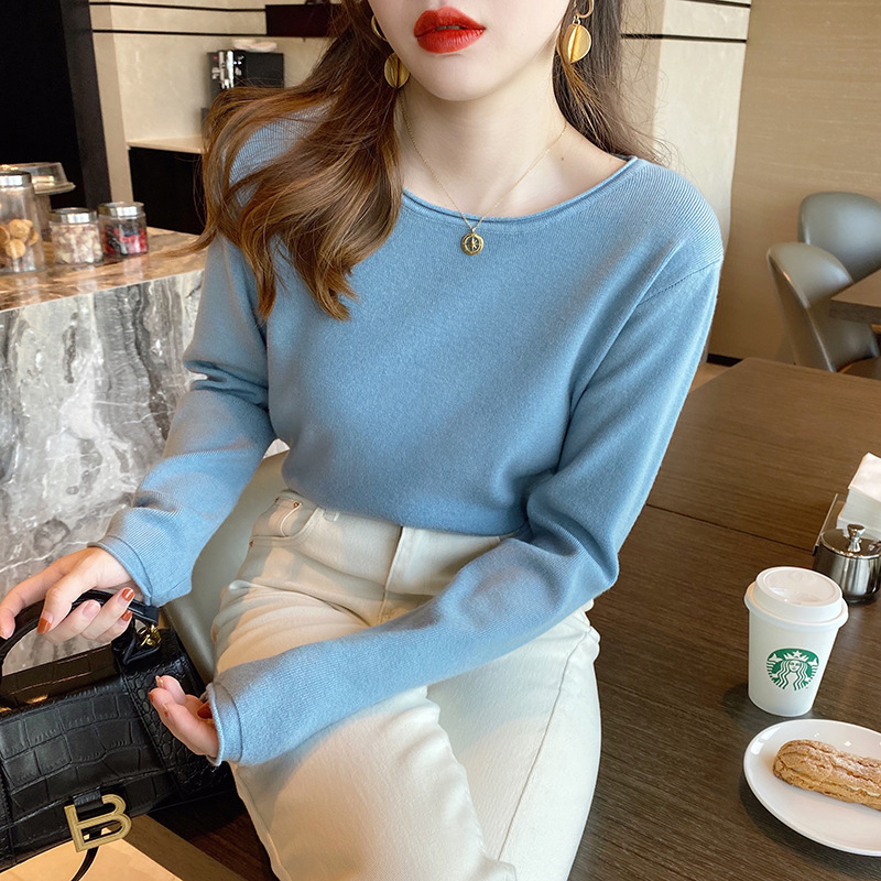 早秋のニットの女性の新商品は2024年に底のシャツの中で長袖の薄い上着の丸首の白い秋冬のセーターを掛けます。|undefined