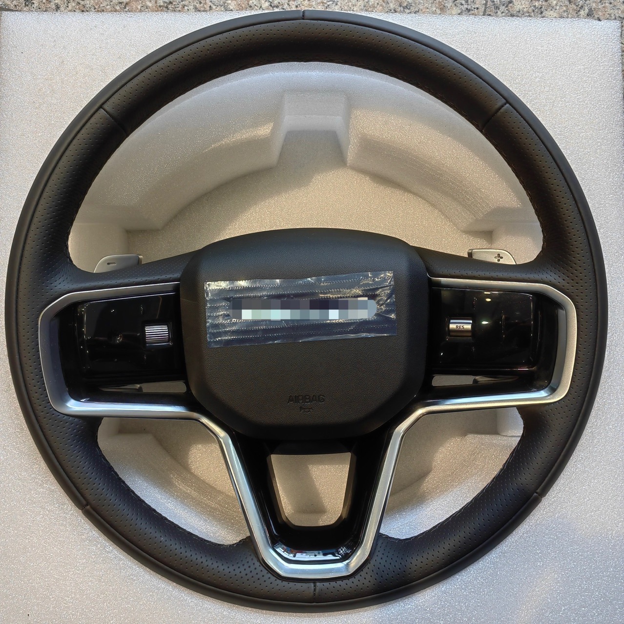 Real Carbon Fiber Steering Wheel for Land Rover Defender 110/90/130