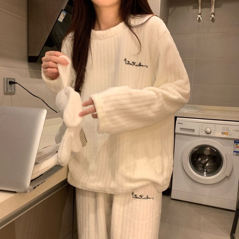 산호 벨벳 두꺼운 기모 겨울 잠옷 여성 외복 2024 새로운 느슨한 게으른 스타일 홈 옷