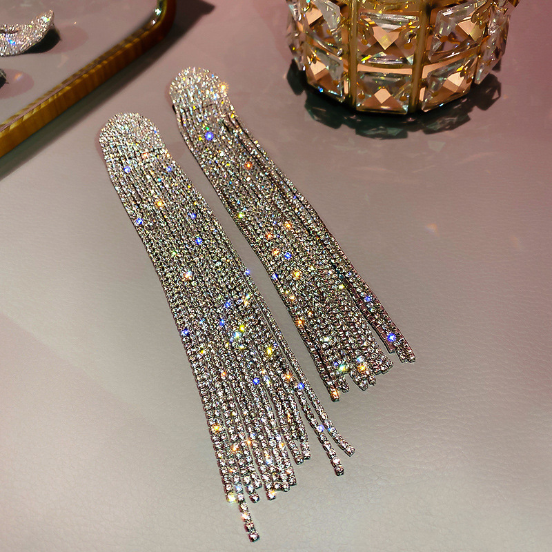 Tassel Pattern Women'S Gender 1 Pair Glam Shiny Tassel Inlay Alloy Rhinestones Drop Earrings