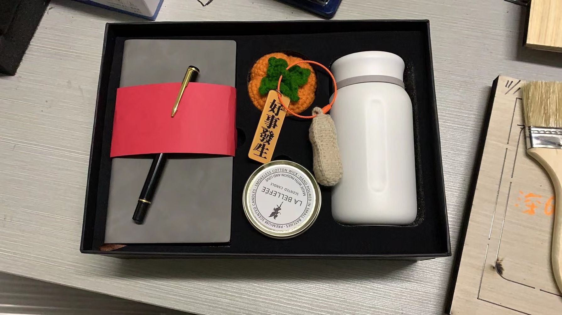 厂家供应黑色珍珠棉表黑绒缓冲包装泡沫/礼品盒包装泡沫