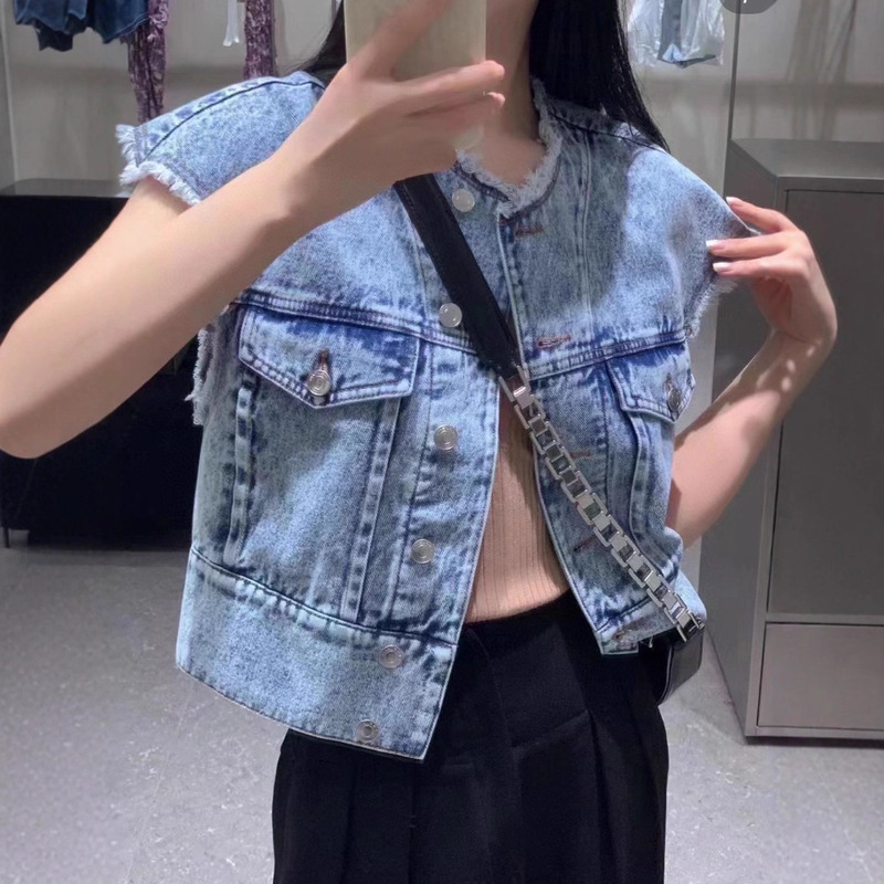 Ijia French Designer Commuting Style Fashionable Vest for Petite Women Slimming Sleeveless Denim Vest Elegant