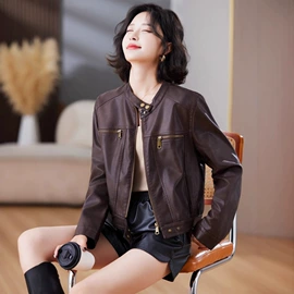 女式毛呢外套;女式皮衣;皮草