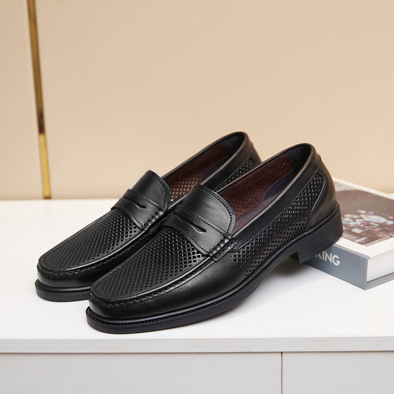 Leather hollow breathable men's business casual leather shoes cover foot punching professional men's shoes_voghion.com