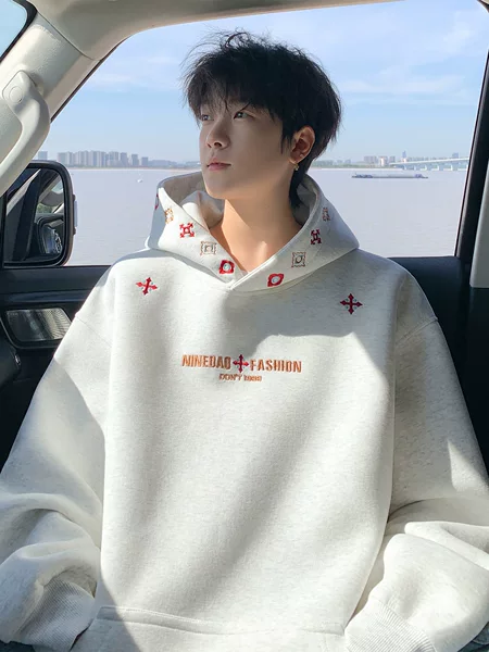 Ethnic-style embroidered hooded sweatshirt, new spring/autumn collection, trendy and loose-fitting casual top, available in a couple's style, pullover design