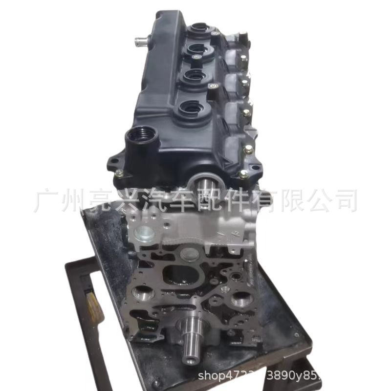 19000-30451 is suitable for Toyota HILUX diesel engine assembly convex machine 2KD