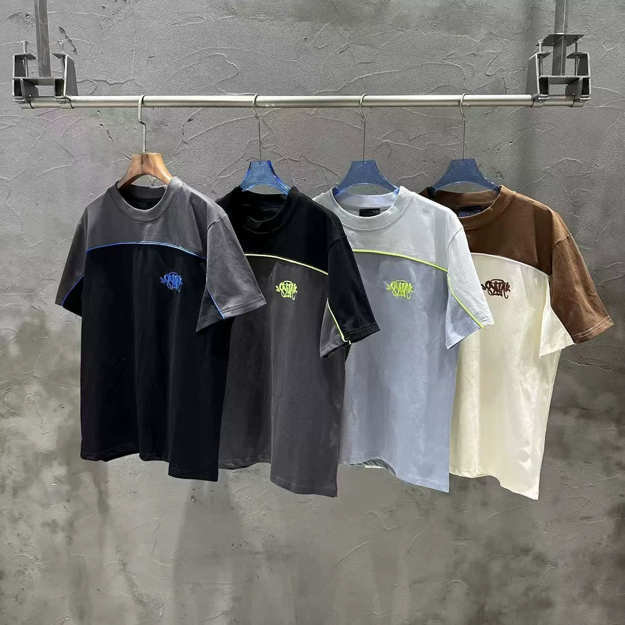 25 трансграничных европейских и американских модных брендов S&Y с вышивкой логотипа и контрастными футболками с короткими рукавами для мужчин и женщин. Американские уличные футболки с половиной рукавов.