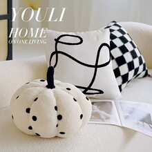 ins北欧轻奢风格波点南瓜抱枕沙发靠垫毛绒南瓜玩偶家居软装饰品