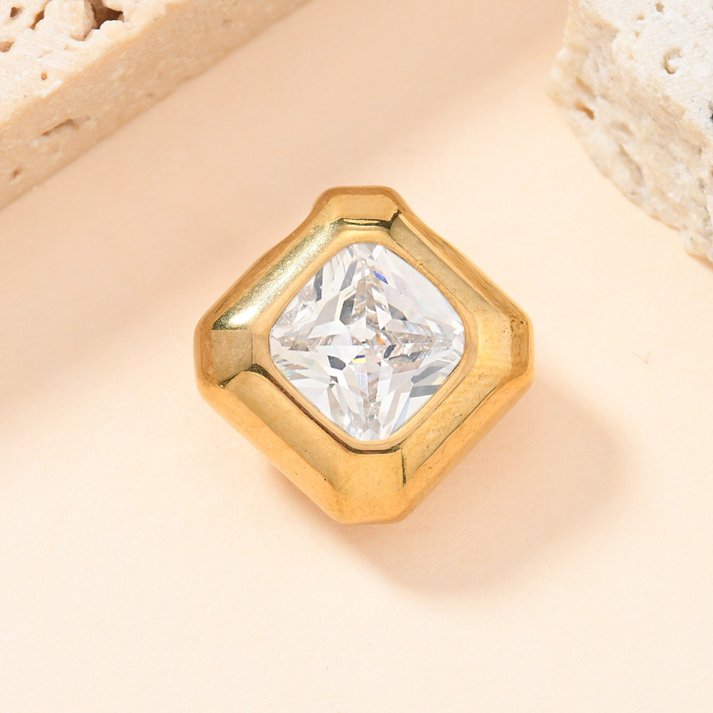 Un solo colgante de venta transfronteriza accesorios de acero inoxidable de fundición biselada cuadrada colgante de zircón 18K accesorios de oro
