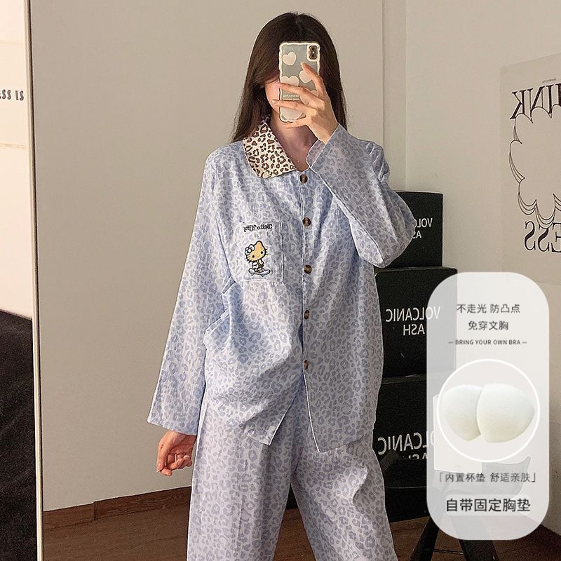 Ins adorable KT gato nubes de algodón pijama de mujer con cojín de pecho primavera y otoño cardigan de manga larga estampado de leopardo conjunto de ropa de casa