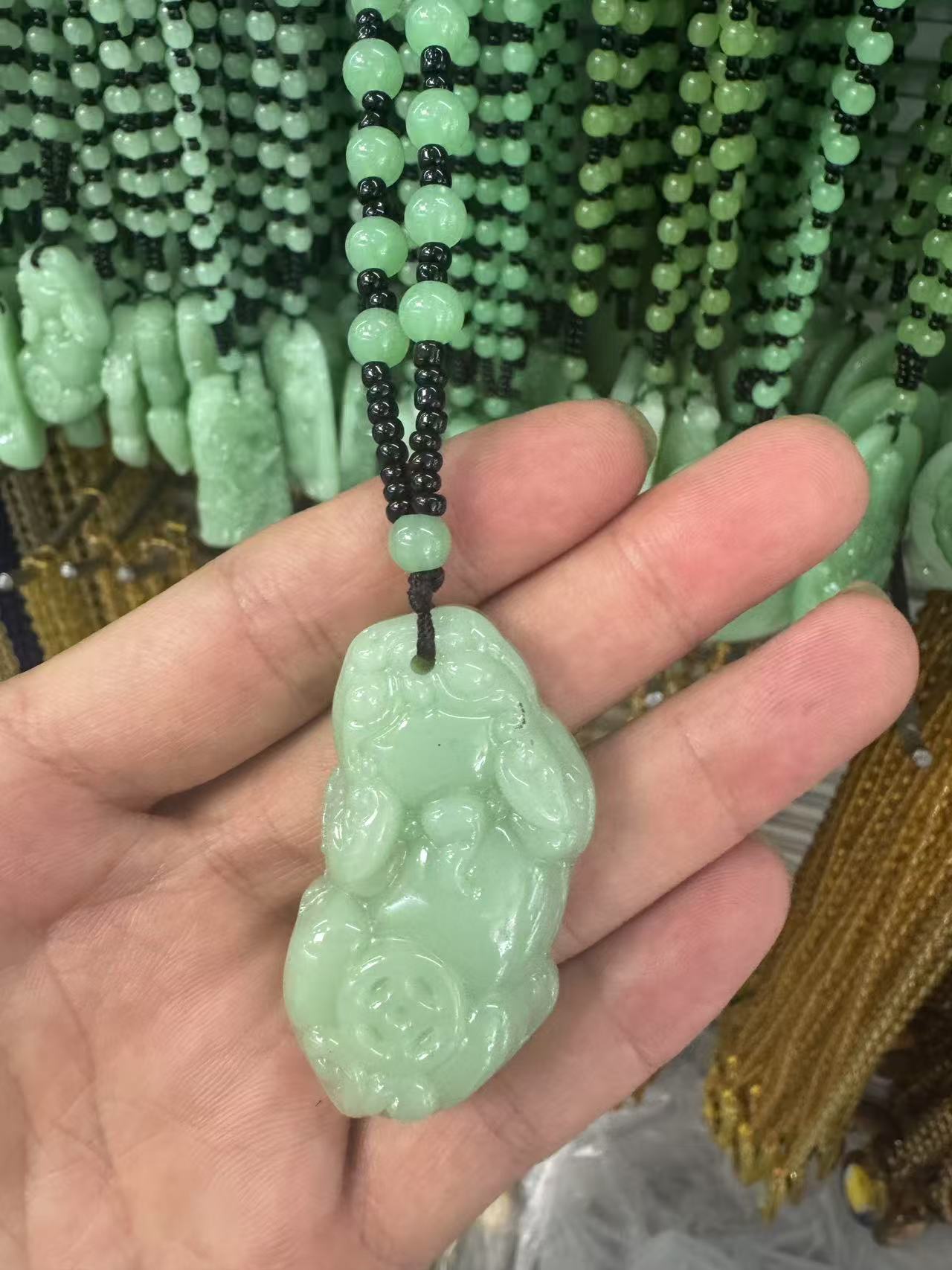 Nuevo jade sonriente ligero budismo guanyin dragón marca festival alto collar suéter cadena colgante lugar escénico joyas regalos