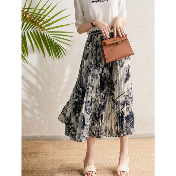 2023 Handmade Ink Painting Printing Smart Not Picking Lightweight Pleated Skirt Women's Flesh Covering Slim Summer