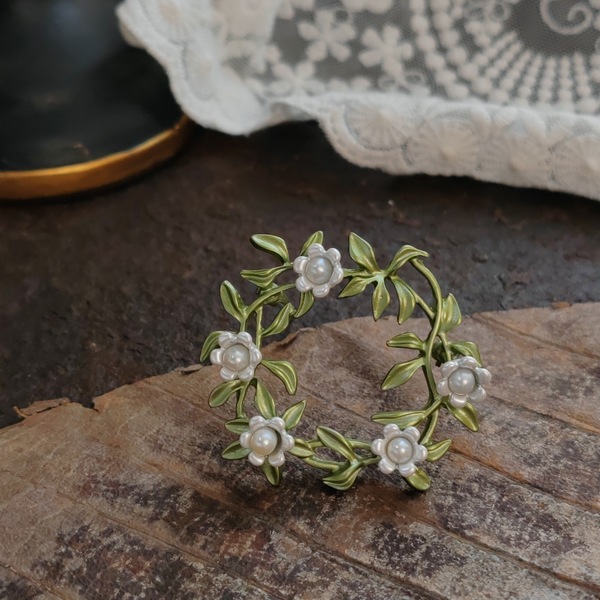 brooch handmade
