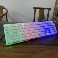 包郵便有線発光キーボードゲーム電気競争オフィスキーボード104キー家庭用オフィスキーボード