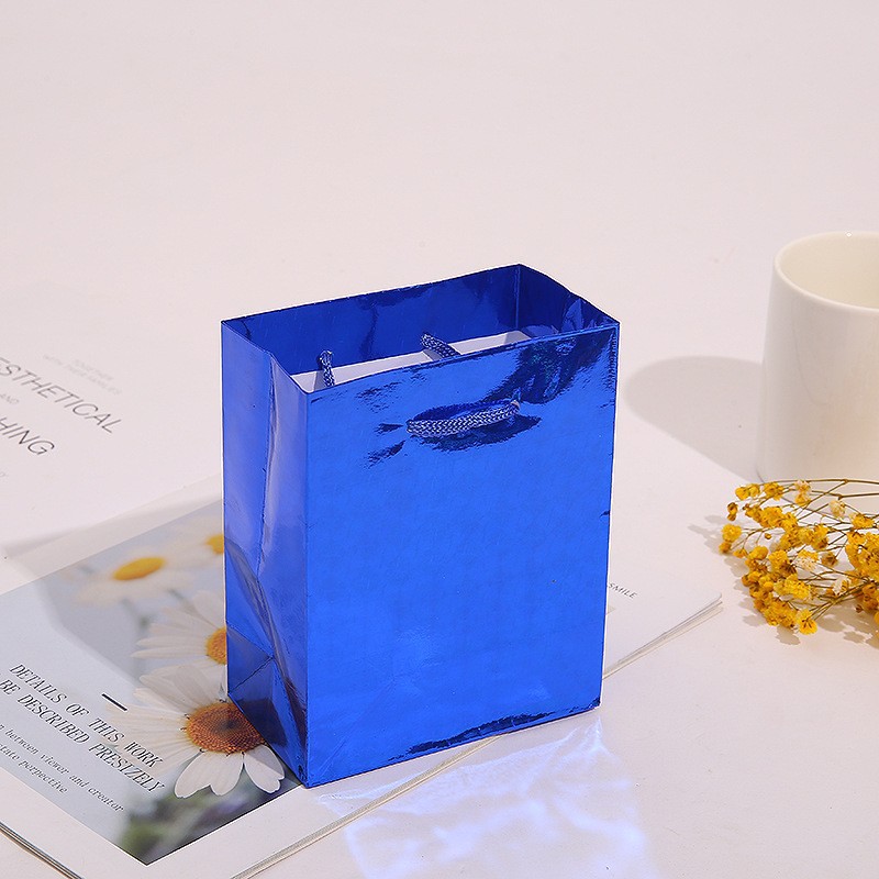 覆膜波点烫金手提纸袋定 做彩色购物袋批发 镭射方底手提礼品纸袋详情2