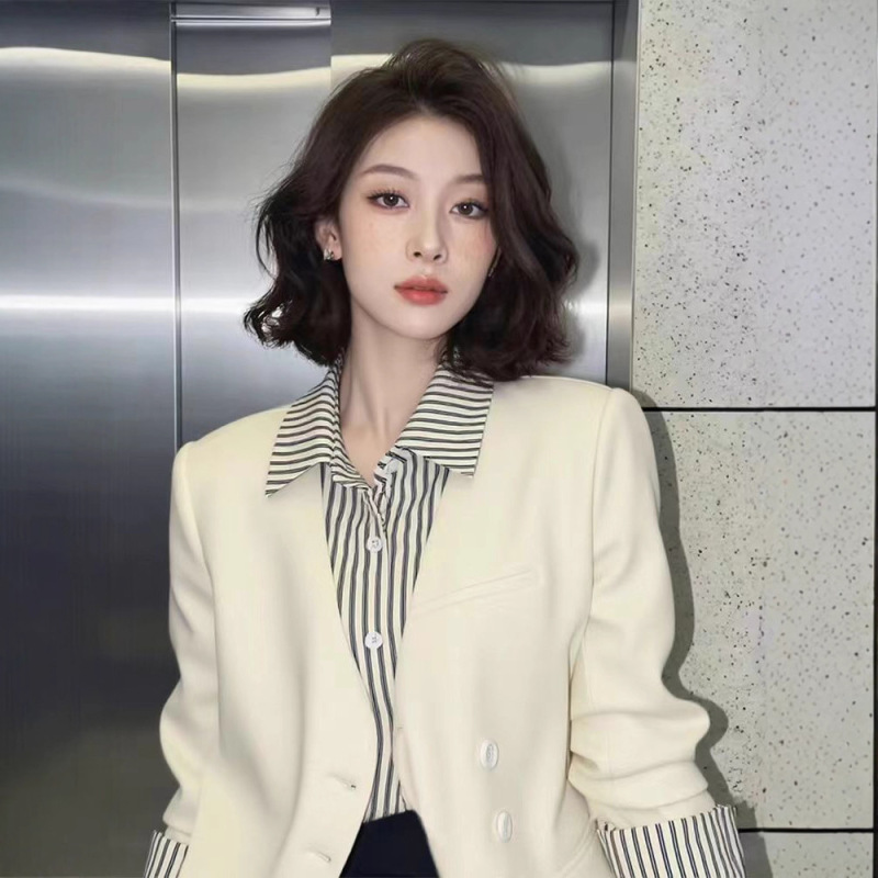 白色假两件条纹西装外套女2025新款秋气质高端独特超好看职业上衣|undefined