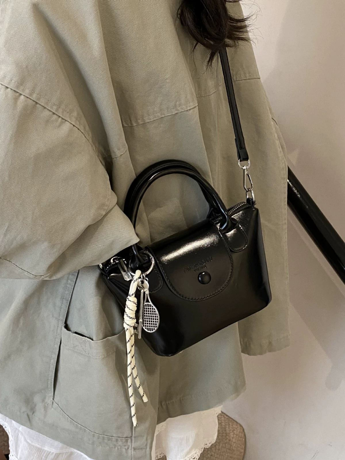 Shoulder bag, retro one-shoulder bag, handheld small bag, high-end