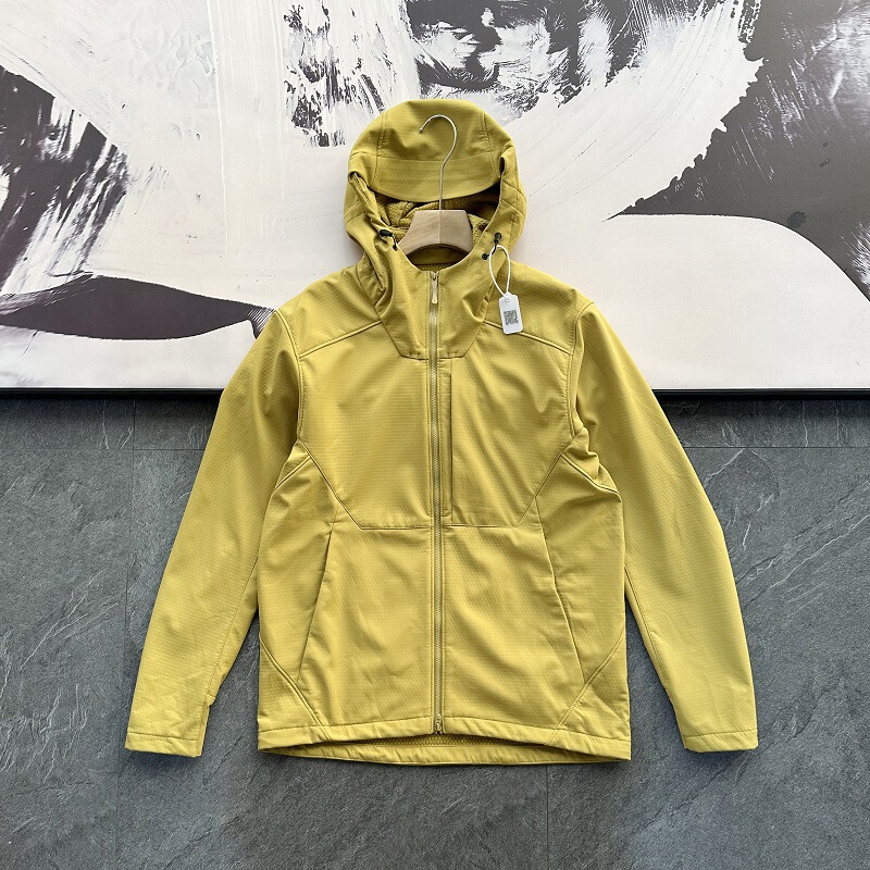 Autumn and Winter fleece-lined Soft Shell Rushtop Men's and Women's Lightweight Casual Sports Jacket Functional Hooded Jacket Dopamine