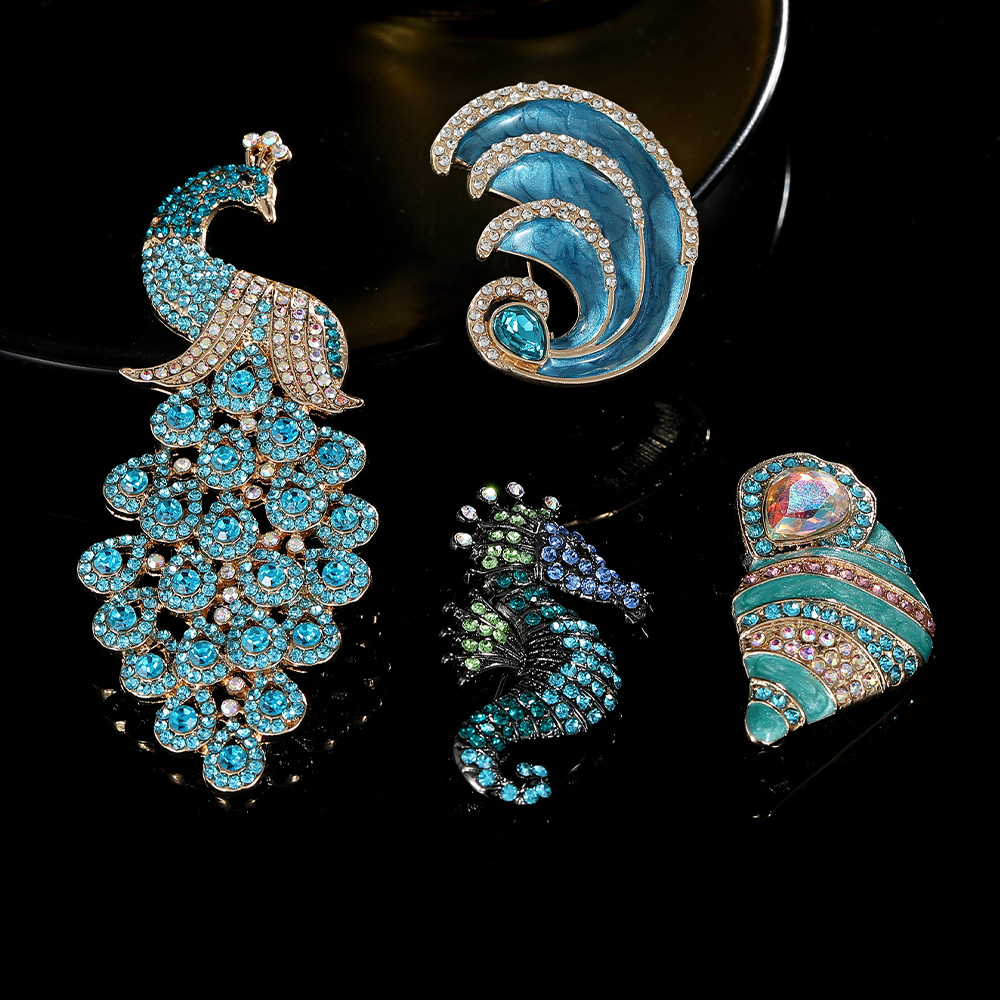 Estilo Marino Estilo IG Pin Tortuga Pavo Real Estrella De Mar Aleación Enchapado Embutido Diamantes De Imitación Unisexo Broches display picture 3