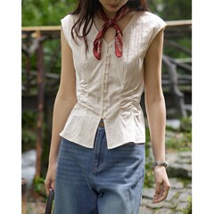 フランスのシワの気質vネックは腰のシャツの女性の夏を収めます。