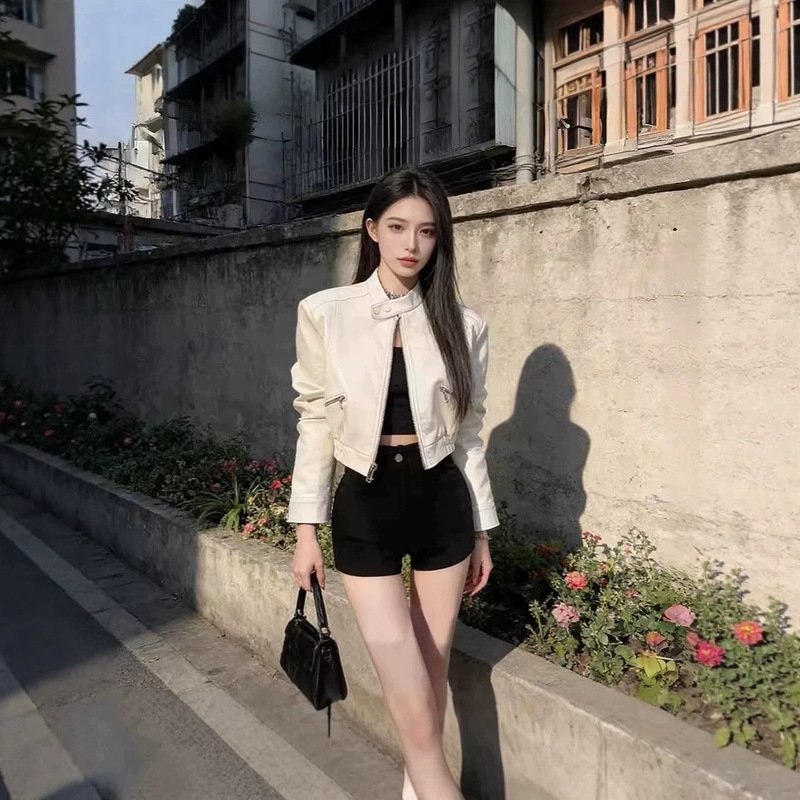 American-style fashion women's short leather jacket, stylish 2026 spring/autumn new model, simple slim-fit biker leather jacket American-style fashion women's short leather jacket, stylish 2026 spring/autumn new model, simple slim-fit biker leather jacket