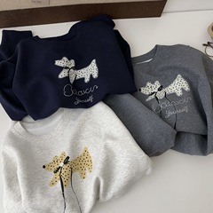 韩系简约狗狗印花落肩款休闲百搭圆领卫衣女日系宽松休闲百搭上衣