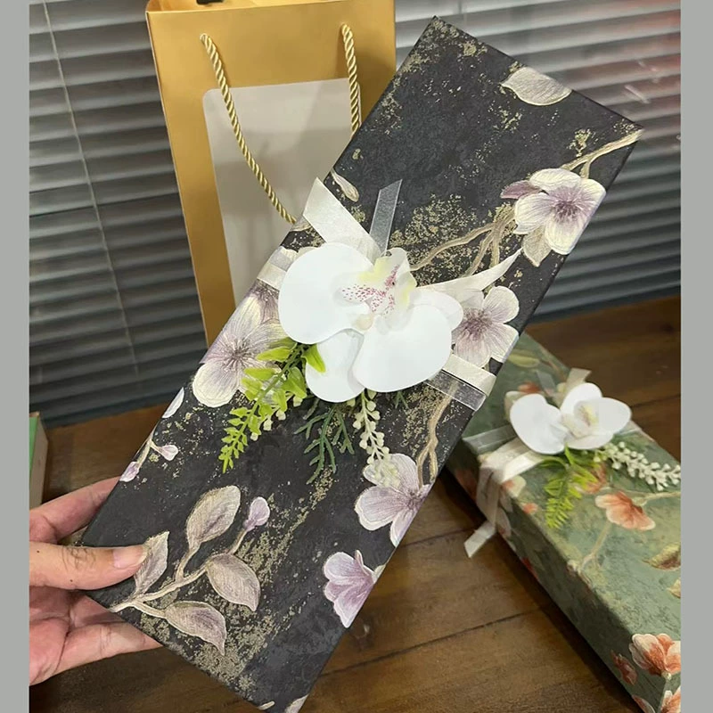 Подарочная коробка ко Дню святого Валентина для парня и мужа. Установка не требуется. Можно положить сигареты прямо в него и также поместить другие мелкие аксессуары.