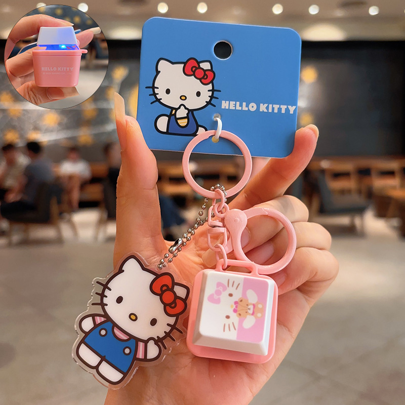 正版三丽鸥格纹草莓系列钥匙扣HelloKitty库洛米玩偶可爱包包挂饰|undefined