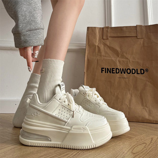 Explosions Super Fire Thick Bottom Canvas Shoes Women's 2024 New Spring and Autumn High-end Sense Student Lightweight White Shoes All-match Skate Shoes