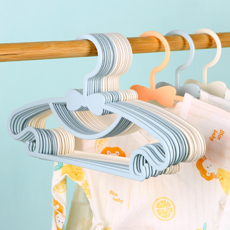 莉子供ハンガー家庭用赤ちゃん滑り止め服ラック伸縮可能無痕服サポートトランペット掛け服神器|undefined