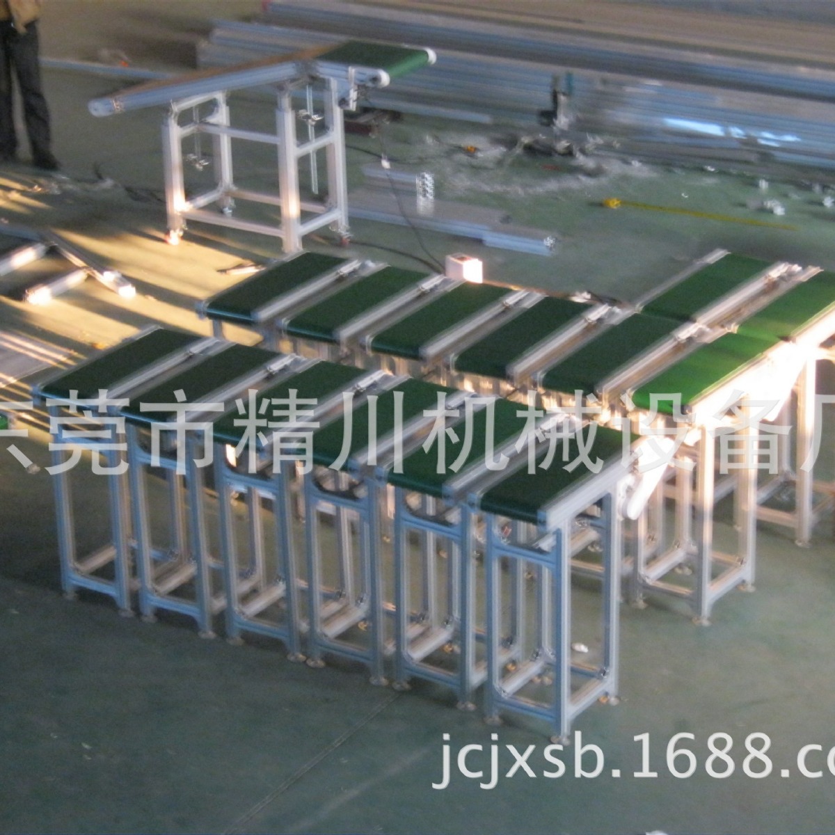 ��������ܱ߽���С�ͽ������ͻ� ��ˮ����