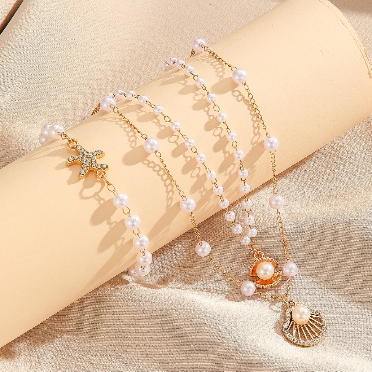 Bracelet multi-rangs minimaliste, superposable et hypoallergénique_voghion.com