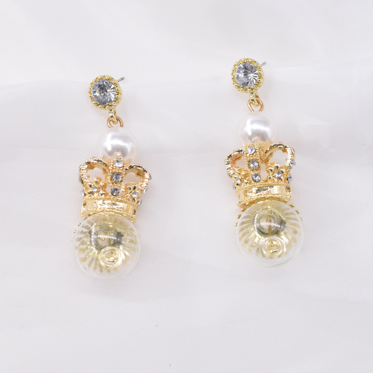 Simple Diamond Small Crown Metal Bubble Earrings display picture 4