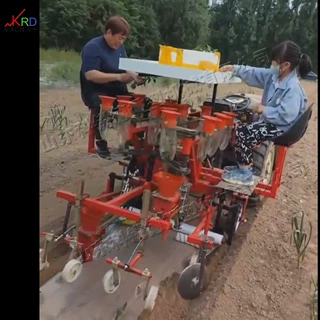 蔬菜覆膜移栽机 农用蔬菜覆膜种植设备 座驾式自动果苗栽种设备
