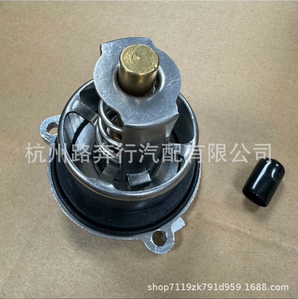 07P121115J 07P121115F Is Suitable for Bentley Bentayga Flying Spur Continental Gt 6.0t Engine Thermostat